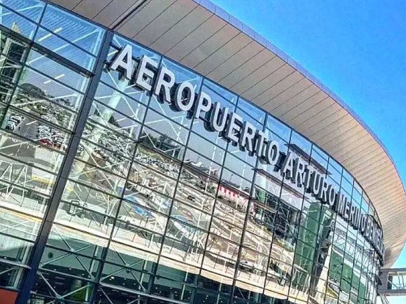 VIP Service Santiago Airport photo