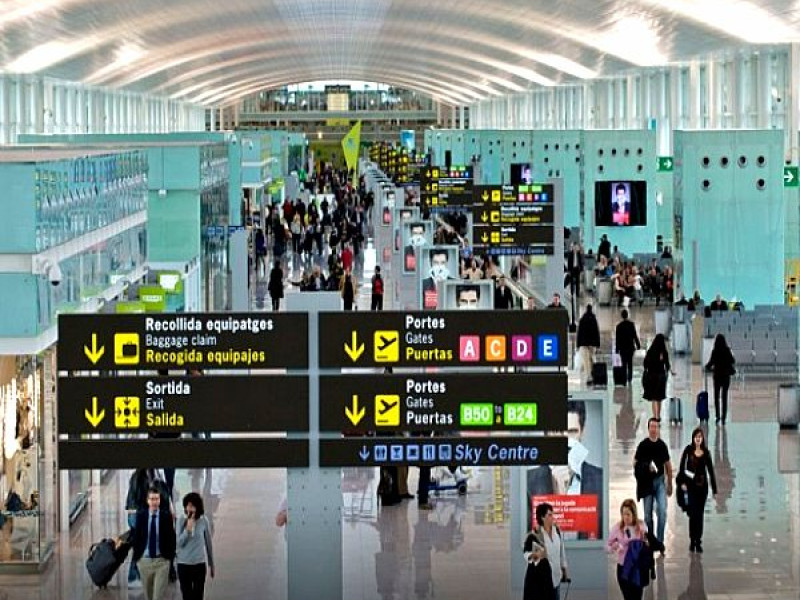 Barcelona Airport VIP Service photo