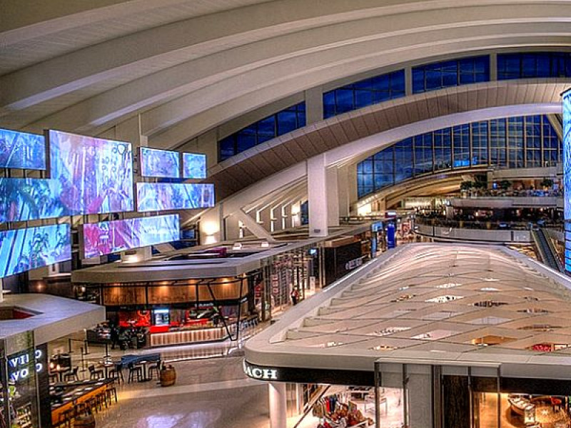 VIP Airport Service Los Angeles photo